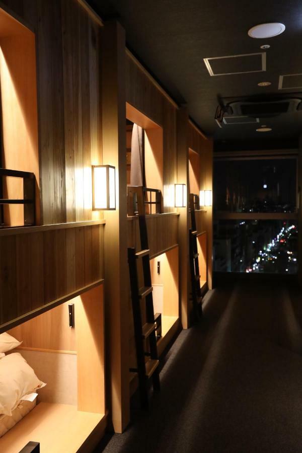 Cabin Inn Kyoto Sanjo Kawaramachi Bagian luar foto