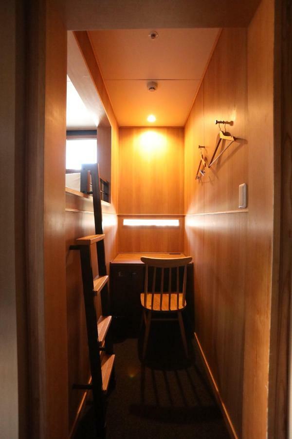 Cabin Inn Kyoto Sanjo Kawaramachi Bagian luar foto